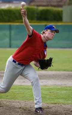 10 AKADEMIN AKADEMIN - BASEBOLL OCH SOFTBOLLGYMNASIET Under året kom ett väldigt glädjande besled för Akademin i Leksand Riksidrottsförbundet beviljade ansökan om Riksidrottsgymnasium från och med