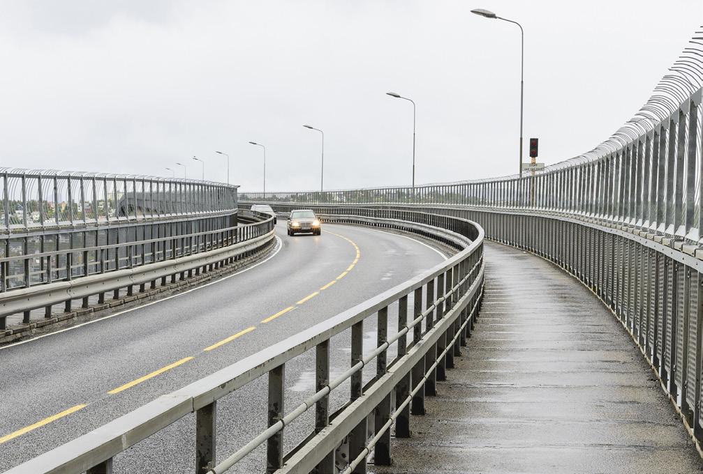 FOTO: MIKAEL SVENSSON/SCANDINAV BILDBYRÅ Trafikverket Trafikverket arbetar systematiskt och långsiktigt för att motverka suicid inom hela transportsystemet. Arbetet innebär bl.a. att kartlägga och analysera suicid i vägtrafiken och på järnvägen, och man har nyligen börjat kartlägga hopp från broar.