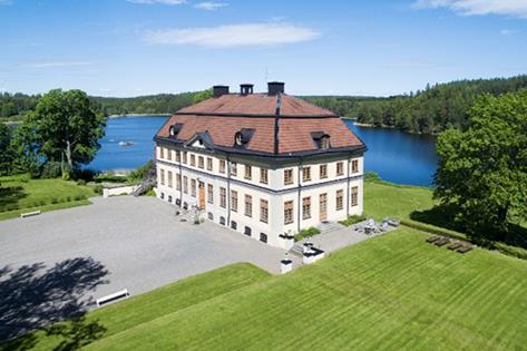00 SILLUNCH I HYLTINGE HEMBYGDSGÅRD Musikunderhållning och vacker sjöutsikt. Samåkning från Vikingen kl 12.30. Anm. senast 1 aug till Ingrid Lundh, tel 300 34 alt ingrid.lundh@telia.