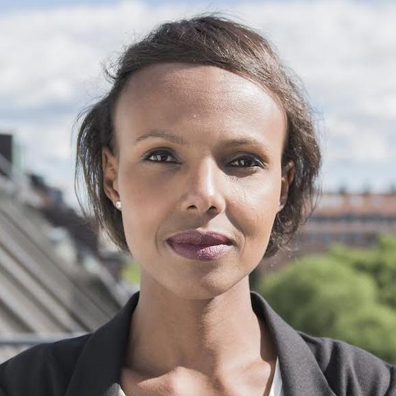 VALBEREDNINGENS FÖRSLAG FÖR LEDAMOT 9, NYVAL Nasra Ali Födelseår 1988 S-studenter SSU Tro och solidaritet S-kvinnor S-studenter Nasra Ali Nasra är för närvarande ordförande för S-studenter och har