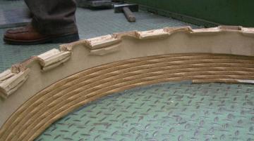 Kortslutningsfel Collapse of end insulation Insulation structure collapse under high Axial forces: Under high axial forces