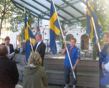 Från Växjö Scoutkår deltog ett 30-tal scouter. Först blev det tåg med Växjöskolornas musikkår, sång av manskören och tal på Stortorget.