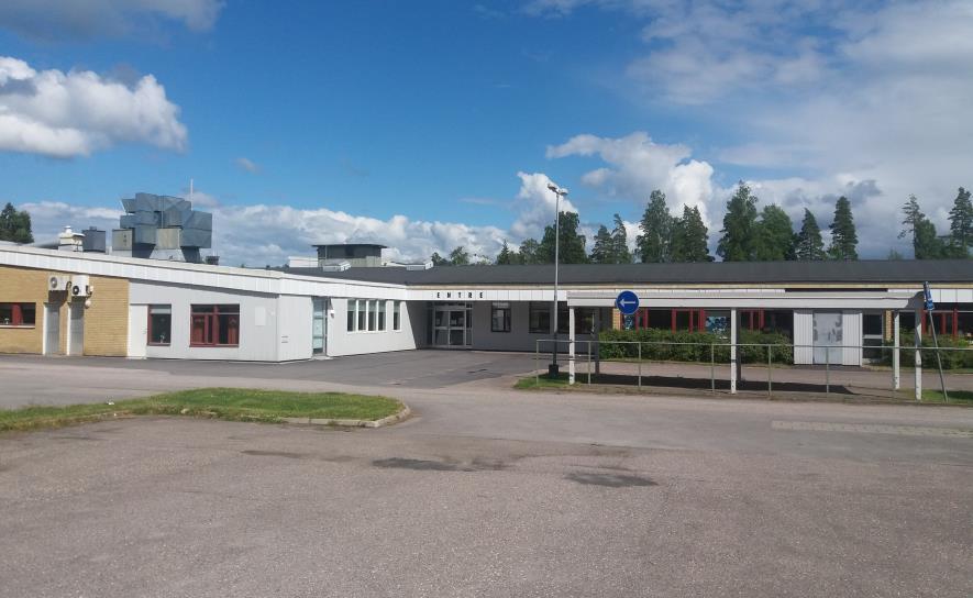 Kvalitetsrapport Grundskola åk 1-6 Läsåret 2016/2017 Strömtorpsskolan Utbildningens syfte Grundskolan ska ge eleverna kunskaper och värden och utveckla elevernas förmåga att tillägna sig dessa.