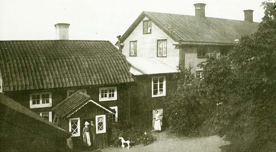 kyrkoherde i Östervåla. Väckelsefolket hade läst Ottanders skrifter. Stor-Olof Olsson var föreningens predikant 1890-99.