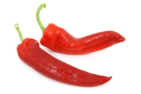 I Asien används ofta chilifrukt i matlagning. Chili innehåller capsaicin, C 18 H 27 3. Den ger chilifrukten dess starka smak.