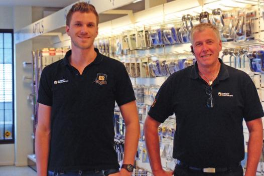 REPORTAGE Rundresa Häng med på en spännande rundresa LåsCity i Gävle Michael och Karin på LåsCity i Gävle. Great Security i Varberg LåsCity i Gävles fina butiksfasad. Marcus på LåsCity i Gävle.