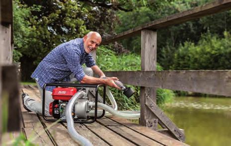 PUMPNING OCH TRANSPORT AV VATTEN Vare sig du vill vattna gräsmattan, tömma swimmingpoolen eller använda regnvatten i hushållet och trädgården tack