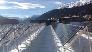 REFERENS: DAVOS, SCHWEIZ, 1.34 MWP Monterat på taket hjälper denna stora anläggning World Economic Forum att reducera klimatpåverkan under det årliga mötet I Davos.