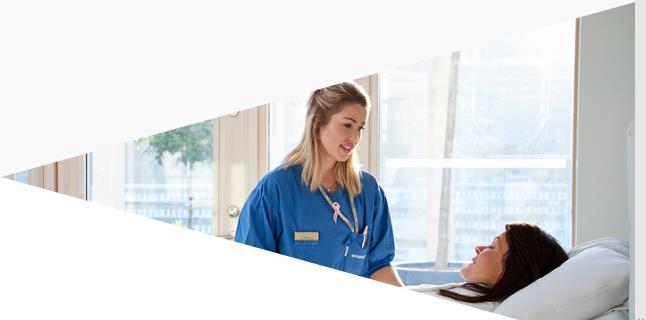 I ett exempel (11) avbildas vad som skulle kunna vara klinikens väntrum, där patienter utför saker som är vanliga när man väntar, exempelvis att man läser tidningen eller pratar med personen bredvid.
