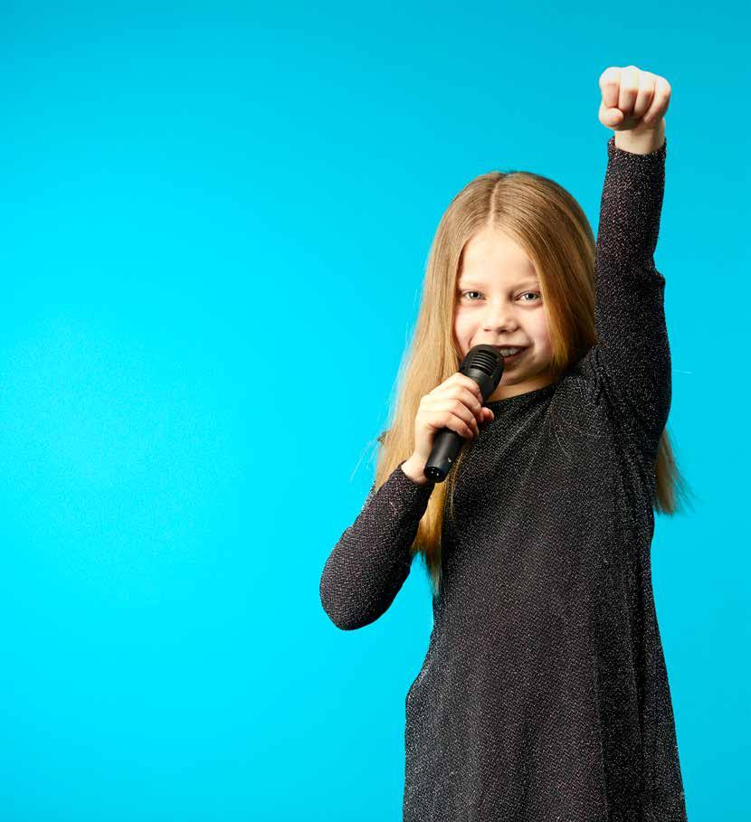 Skola och stöd Det är i skolan vi lägger grunden för framtiden. Här formas kunskap, identitet och vänskapsband som följer en hela livet.