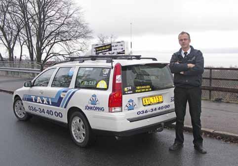 Vi fortsätter arbeta för digital återkoppling av ogiltiga taxiförarlegitimationer Arbetet med att få medgivande för en automatisk återkoppling av ogiltiga taxiförarlegitimationer kommer i värsta fall