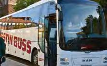Bussen beredd att ta emot förväntansfulla resenärer. Vapenbröderna uppsuttna och på väg.