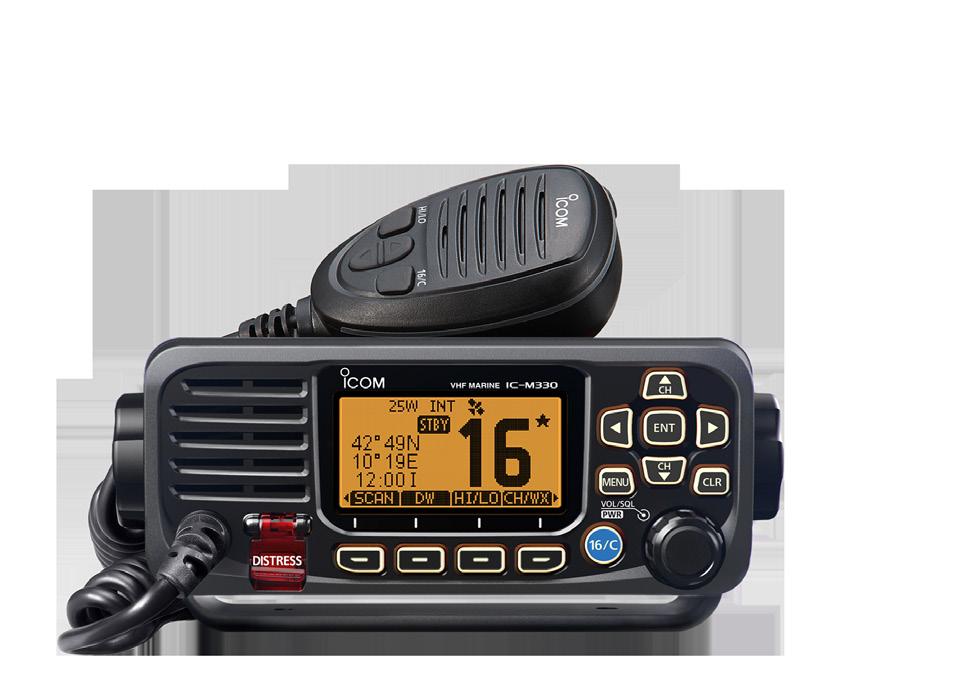 nr 81433 (vit) Kompakt och enkel att installera Radions mycket kompakta format som också kräver mindre monteringsdjup gör den enkel att installera i både små och stora båtar eller i trånga utrymmen.