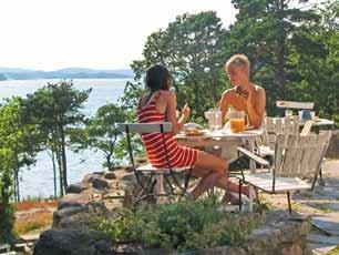 Kurser och arrangemang Mamma-barn-läger i sommar 23 27 juli arrangeras läger på tre olika platser för ensamstående mammor med barn.