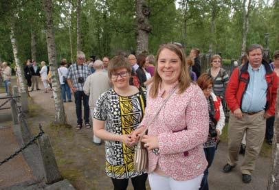 Senare på eftermiddagen for vi till Jugend Home Hotel som finns i Jakobstad. Vi blev överraskade över att det kom många gäster, ca.