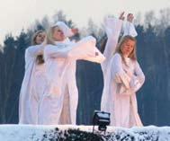 Elsa Ring, f. Saarela född 12.6. 1935 i Haapajärvi död 22.4. 2013 i Lestijärvi Pekka Juhani Piiparinen född 30.8. 1948 i Kuusijärvi död 20.1. 2013 i Åbo Julvandring på Vivamo tolkad till teckenspråk Marja-Liisa Niemelä, f.