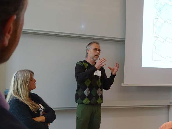 Anteckningar grupp 2 C: Johan var tidigare på Skogsstyrelsen och utvecklade myndighetens projekt kring kalhyggesfritt skogsbruk.