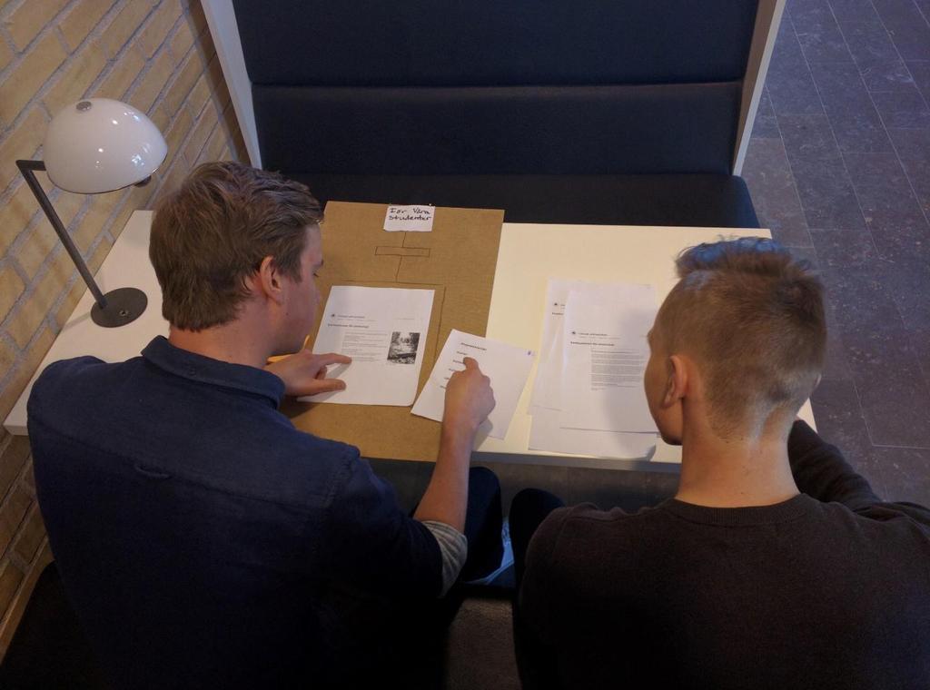 Analys av resultat 20 studenter deltog i testet totalt, 10st som gjorde uppgift 1-6 och 10st som gjorde uppgift 7-12. Vissa alternativ var överlägset populära, 7 utav 10 valde t ex.