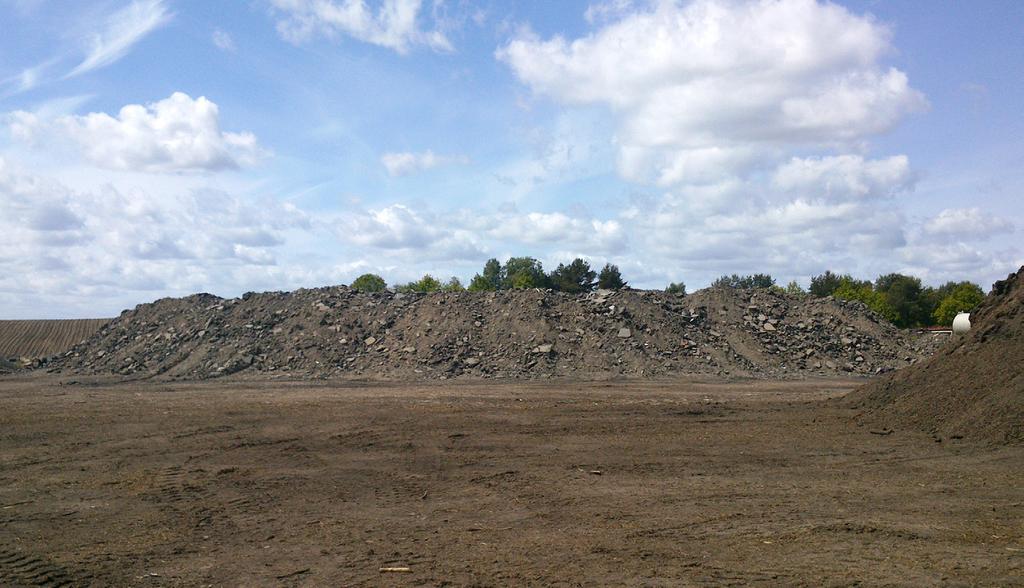 Mellanlagring För att få mellanlagra massor ska du göra en anmälan av verksamheten till miljö- och hälsoskyddsnämnden.