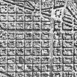 One could also speak of structure in connection with a building or an urban plan: a large form which, changing little or not at