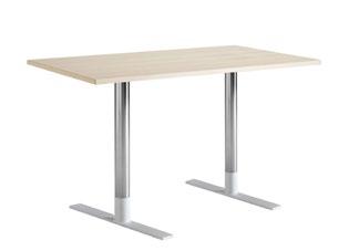 bord tables unit BY JOEL KARLSSON Bord i flera stolekar och höjder med T-fotstativ i stålrör och metall. Strukturlackerad fot i standard (svart eller vit), eller. Pelare i krom.