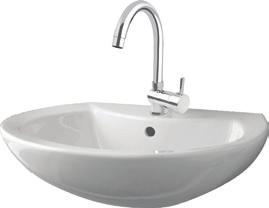 c) Produkten kanske inte fungerar om avloppsslangen placeras högre än 100 cm, eftersom den inte kan tömma vatten och vatten stannar kvar inuti produkten.