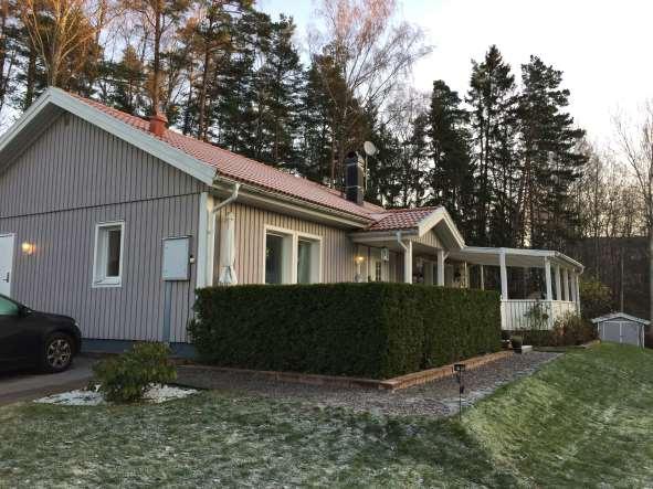 Förhandsbesiktning Kolartorp 6:20, Haninge Tallbacksvägen 4 B, Stockholm 2017-11-16 Lazze Nilsson, SBR 64067 Eminenta Besiktning & Värdering i Stockholm AB