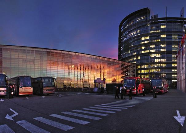 2 Innehåll Välkommen till Europaparlamentet 3 Europaparlamentet arbetar för dig 5 EU förvaltar sin budget väl 11 Demokratins och friheternas väktare 17 Europaparlamentet och EU:s utvidgningar 23