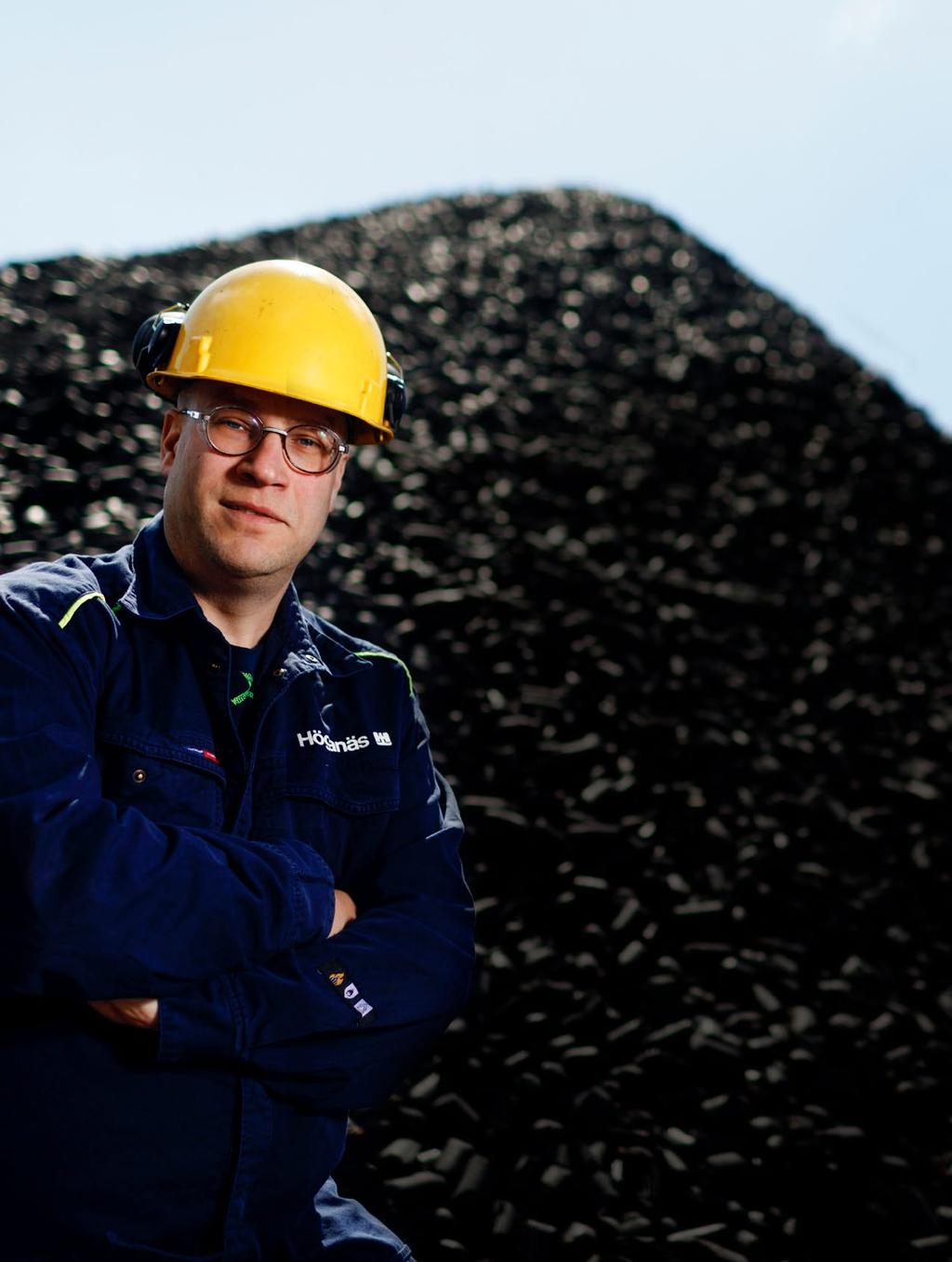 Varm i kläderna 1 650 grader. Det är temperaturen som en ugn måste uppnå för att kunna omvandla metall från fast till flytande form.