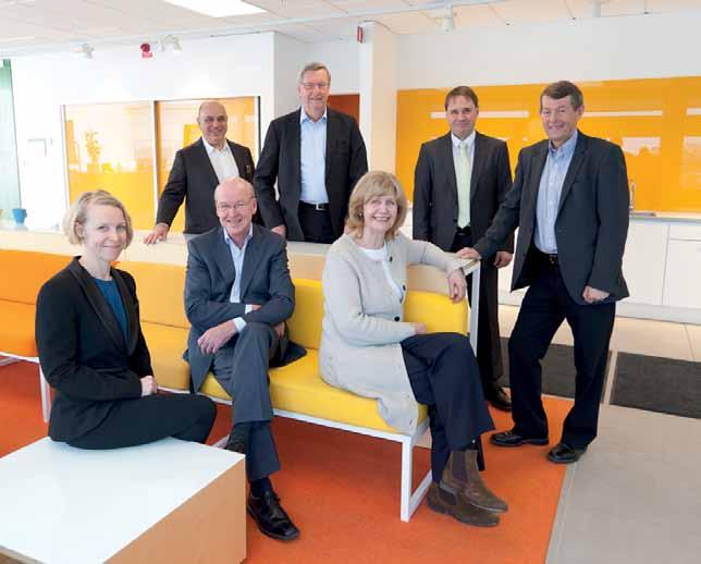 Årsredovisning/bolagsstyrningsrapport Styrelse och revisorer Stående: Jan Friedman, Nils-Eric Öquist, Kaj Sandart och Olov Sandberg.
