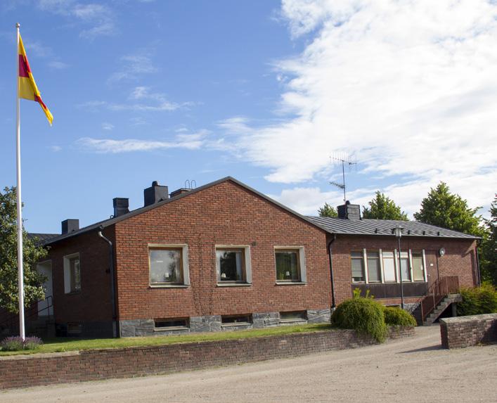 Samarbete etableras med arkitekten Bent Jörgen Jörgensen (1915-1999). Kyrkorådet beslutar att namnet ska vara Västrabokyrkan. Namnet Västrabo finns sedan 1918 på en närliggande gård.