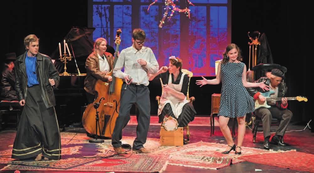Foto: Martin Hermansson Mariestads Teater Mariestads Teater Österlånggatan 8 542 30 Mariestad Biljetter Tfn... 0501-75 58 40 Bokning och information Magnus Nilsson Tfn... 0501-75 58 41 E-post: magnus.
