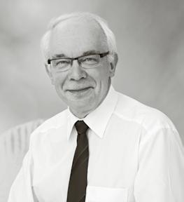 Ulf har en bred erfarenhet från ledande befattningar, nationellt och internationellt, på läkemedelsföretag och