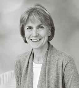 Britt Hansson Ledamot Född 1966.
