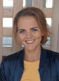 Har jobbat som en av coacherna under sommarens musikkollo och är nu aktuell som artist på egna ben på årets Brickebackens dag. Men... Vem är Cornelia? Cornelia, 26 årig artist ifrån Uppsala.