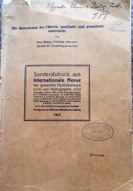 förändringar då och nu. I både Mälaren och Vänern sträcker sig jämförelserna över omkring 100 år. Från centrala Hjälmaren finns provserier från 70-talet och framåt, dvs. c:a 45 år.