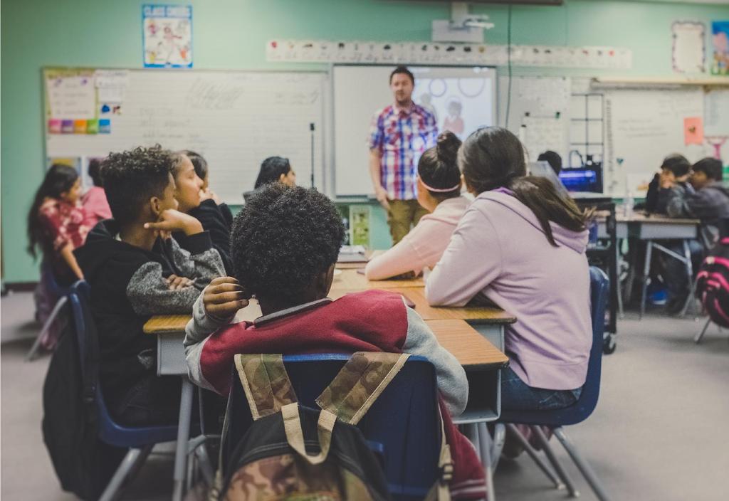 S T Ö D O C H M O T I V AT I O N P E R S O N A L Skolan behöver hjälp för att bli tobaksfri 36 Det mest negativa med att elever använder tobak är att det förstör hälsan, röklukten samt nedskräpningen.