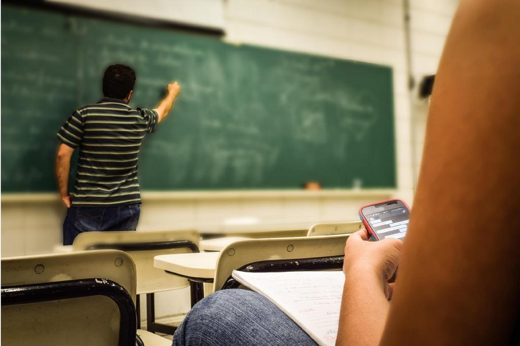 T O B A K S F R I S K O L T I D / R Ö K F R I A S K O L G Å R D A R P E R S O N A L Skolan saknar resurser Det saknas resurser på skolan för att driva ett kontinuerligt tobaksförebyggande arbete.