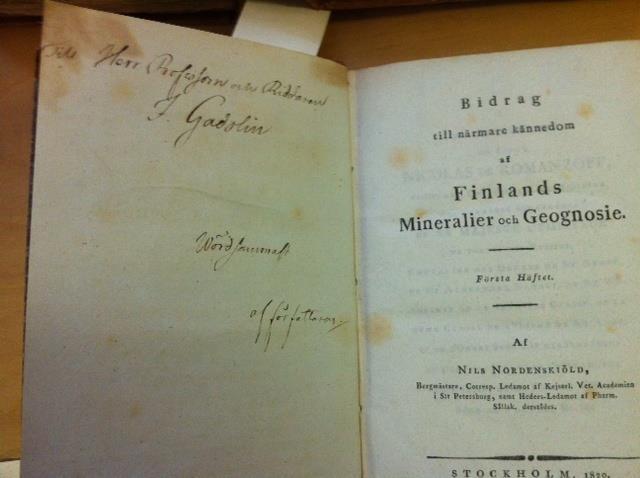 ryggen. Dedikation på försättsbladets verso: For Mr Gadolin from the Author. Förmodligen fick Gadolin boken av författaren under sin vistelse 1788 i London.