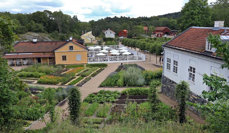 De stora villorna omgavs av trädgårdar för rekreation och odling, som gav tillskott till hushållet även inne i staden.