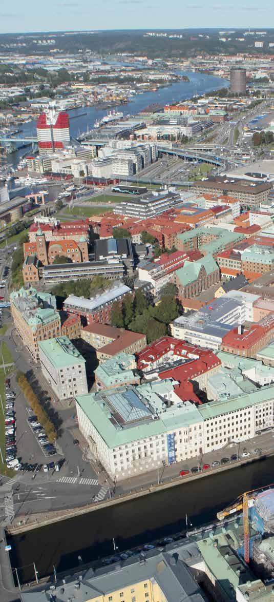 Bolagsstyrningsrapport Platzer Fastigheter Holding AB (publ) (Platzer) är ett svenskt publikt aktiebolag med säte i Göteborg som sedan 29 november 2013 är noterat på NASDAQ OMX Stockholm, Mid