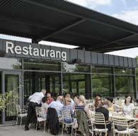 Balansräkning koncernen Tkr 2015-12-31 2014-12-31 Tillgångar Immateriella anläggningstillgångar 219 770 113 073 Materiella anläggningstillgångar 300 754 251 214 Långfristiga fordringar 274 32 284