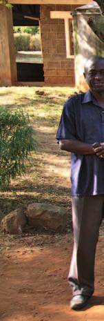 Rukongo yrkesskola strävar framåt Yrkesskolan i Rukongo har nu totalt 37 studerande, varav 16 är nya studerande. Fem av dem är flickor.