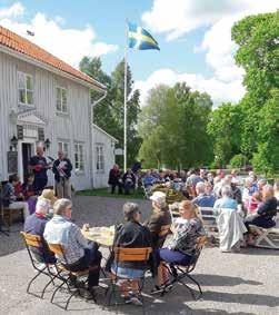 Info Facebook: Knalten Ekologiska Grönsaker, 0703 02 73 03. 53. DOMARRINGARNA I VÄBY I Väby, på fastigheten Brunstorp, finns nio domarringar belägna på en höjd med vacker utsikt.