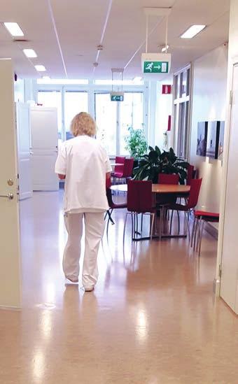 Därför bör den som möter våldsutsatta kvinnor i sitt yrke ha kunskap om våldets komplexitet, uttrycksformer och varför en kvinna kan återvända till en våldsam man om och om igen trots att våldet