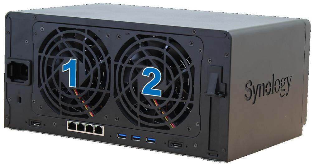 Obs: DS1817+ med M2D17 har bara stöd för M.2 SATA SSD. M.2 NVMe/AHCI PCIe SSD stöds inte.