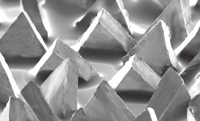 trianglar av keramisk aluminiumoxid.