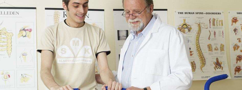Arbete Miljö Medicin Sida 7 Läkares specialitet Arbetsmedicin - ett Europaperspektiv ocialstyrelsen har 2015 fastställt en ny specialitet S för läkare - arbetsmedicin.