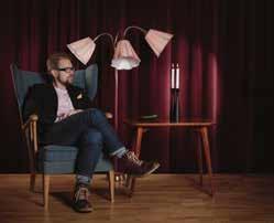 Västmanlands Teater flyttar ut scenen till parken och bjuder på föreställningar