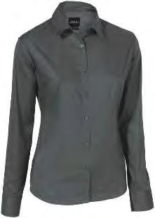 7 6 9 Skjorta Cearia 8 Skjorta för damer med figurnära passform oh hög komfort tak vare elastanandel. Har rundad skärning nedtill, manshett med två knappar oh knappar i färg.